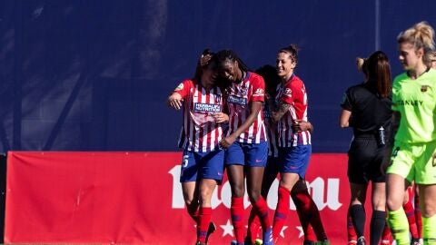 El Atl&eacute;tico celebra un gol de Ludmila