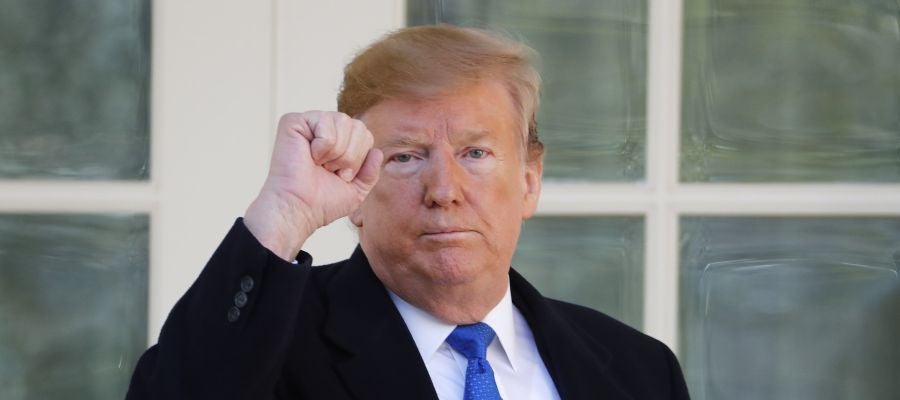 Donald Trump declara emergencia nacional para construir el muro de Facebook Donald Trump declara emergencia nacional para construir el muro de Facebook