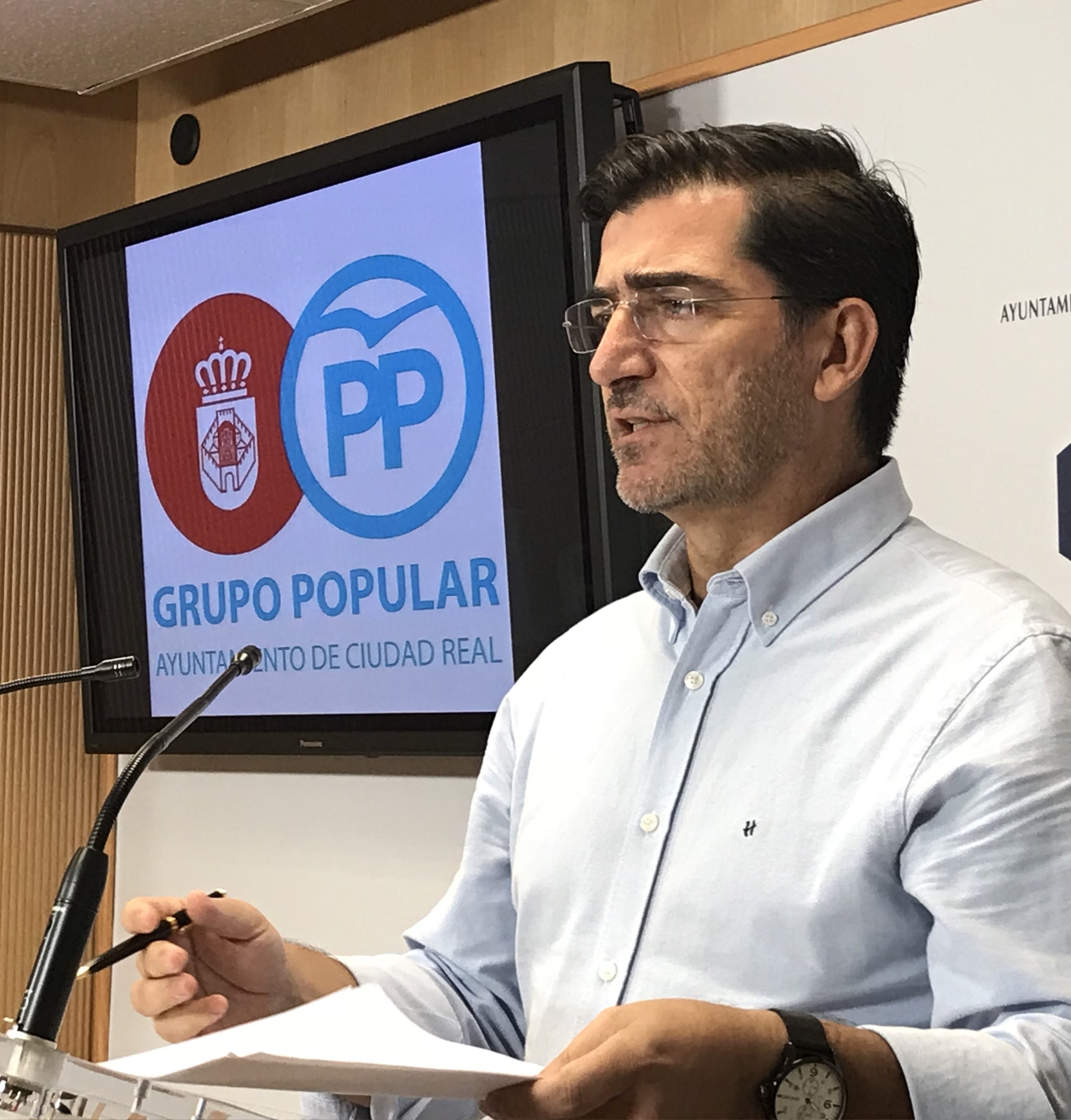 Poveda: “La bajada del IBI es otra mentira más de Pilar Zamora” Poveda: “La bajada del IBI es otra mentira más de Pilar Zamora”