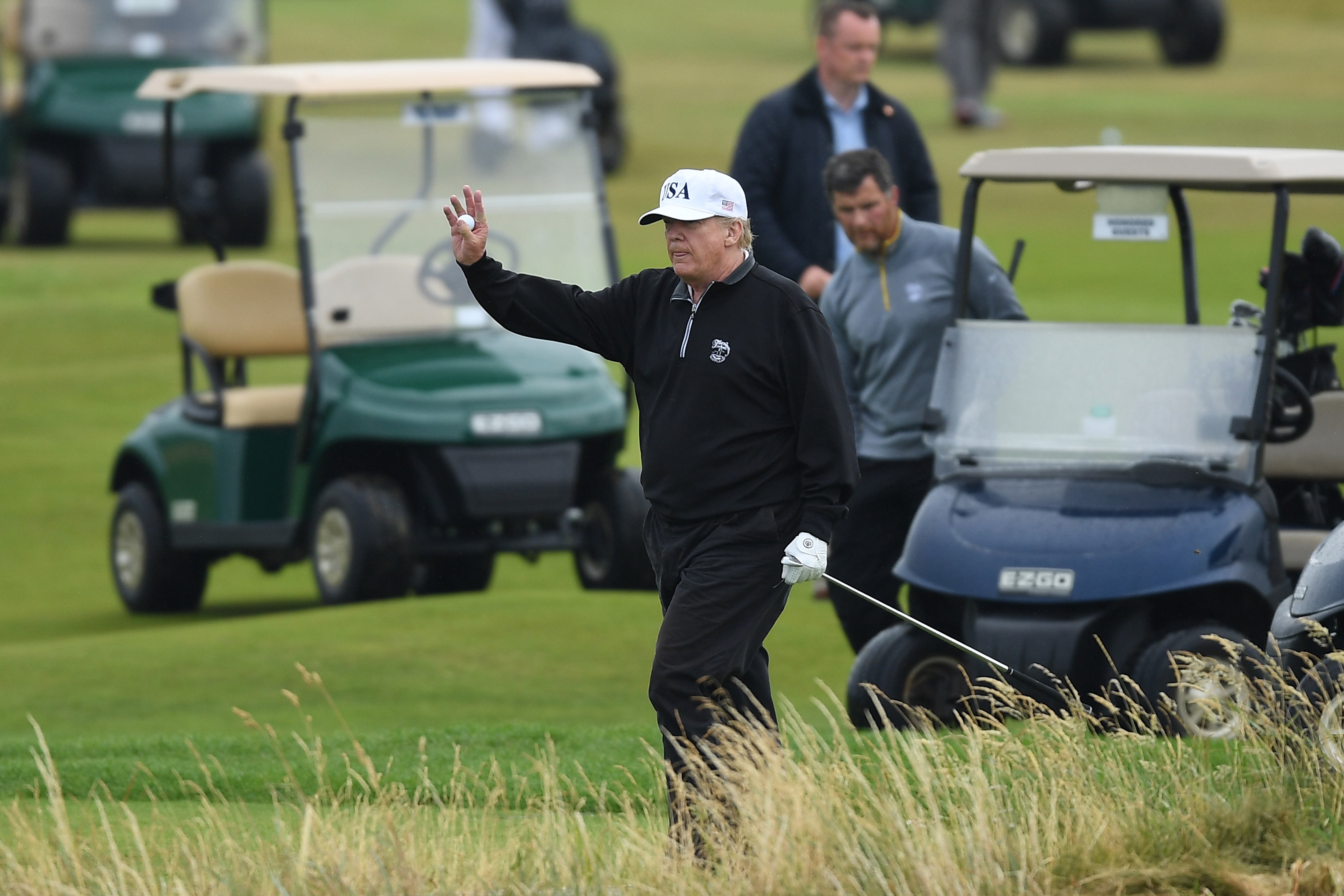 Donald Trump instala un simulador de golf de 50.000 dólares en la Casa Blanca Donald Trump instala un simulador de golf de 50.000 dólares en la Casa Blanca