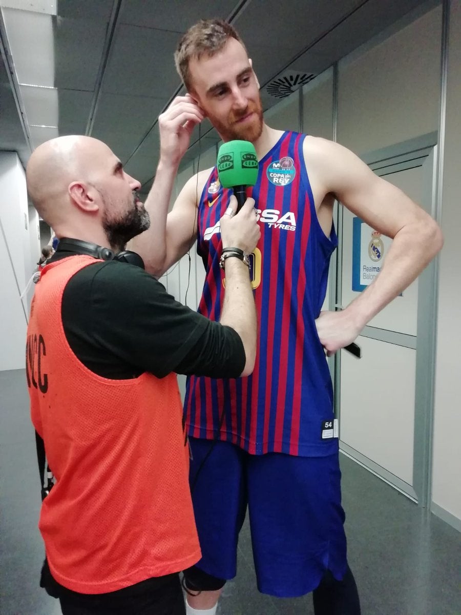 Víctor Claver: "No he visto la última imagen, pero hemos ganado y ya está" Víctor Claver: "No he visto la última imagen, pero hemos ganado y ya está"