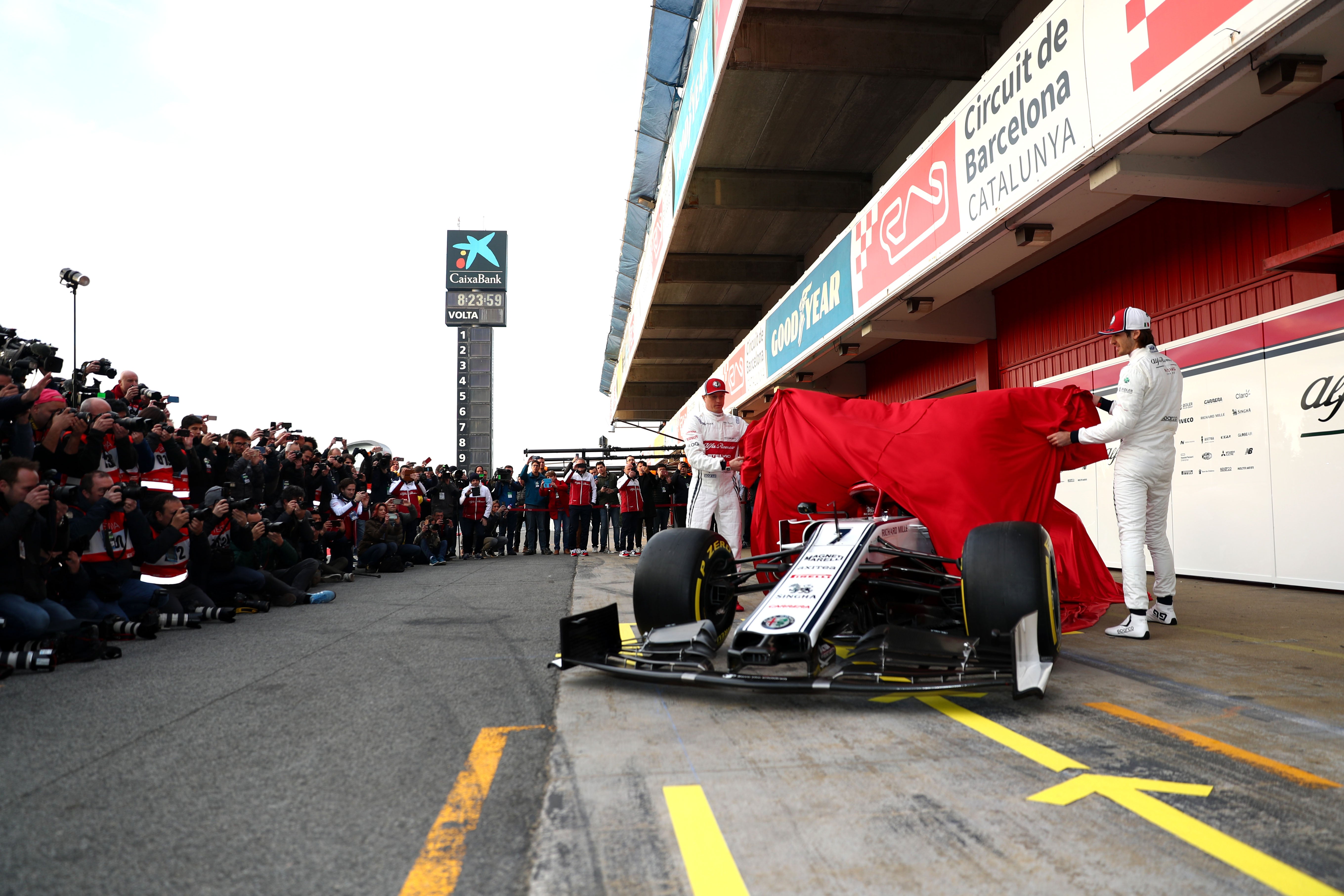 Red Bull, Alfa Romeo y Haas presentan sus monoplazas definitivos para la temporada 2019 Red Bull, Alfa Romeo y Haas presentan sus monoplazas definitivos para la temporada 2019