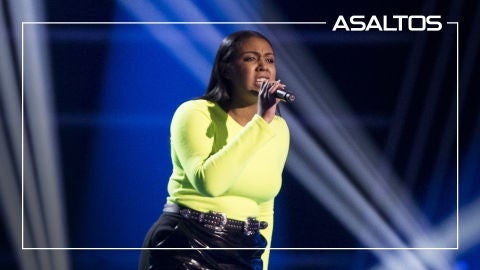 La Voz - Asaltos 1 - Linda Rodrigo canta 'Warrior' | Asaltos