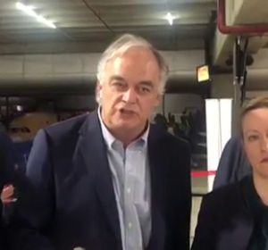 Esteban González Pons denuncia en un vídeo la expulsión de la delegación del PPE de Venezuela Esteban González Pons denuncia en un vídeo la expulsión de la delegación del PPE de Venezuela