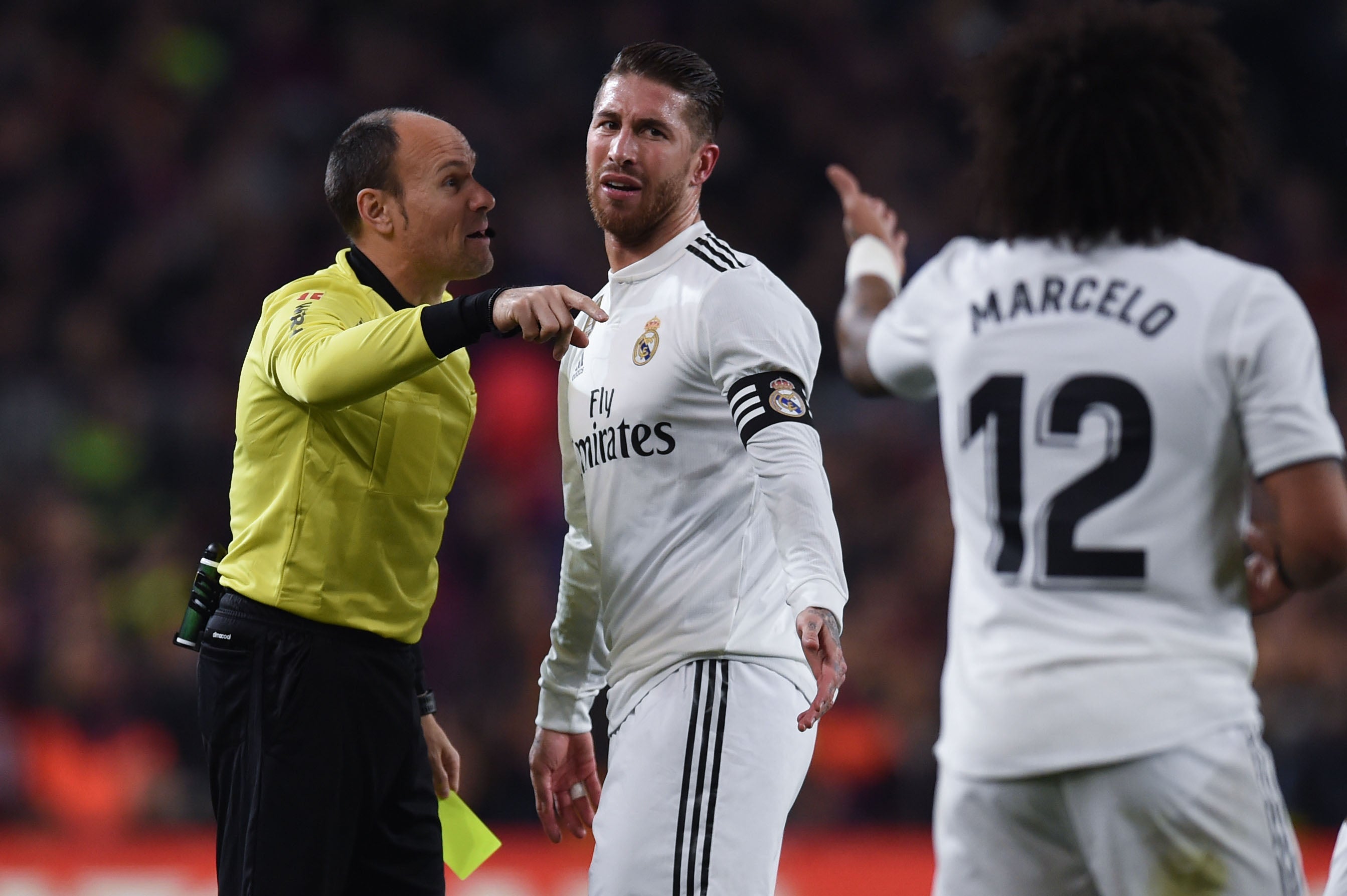 Apelación desestima el recurso por la amarilla de Ramos: se podría perder la hipotética final si ve una cartulina Apelación desestima el recurso por la amarilla de Ramos: se podría perder la hipotética final si ve una cartulina