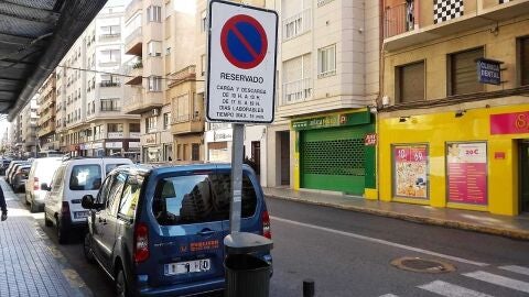 Zona de carga y descarga en Elche