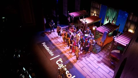 Comparsa: Los ni&ntilde;os sin nombre Localidad: C&aacute;diz Autor&iacute;a Letra: Antonio Jes&uacute;s P&eacute;rez Fuentes y Sergio Guill&eacute;n Bancalero Autor&iacute;a M&uacute;sica: Sergio Guillen Bancalero Direcci&oacute;n: Juan Antonio Macias &Aacute;lvarez Representante Legal: Juan Antonio Macias &Aacute;lvarez