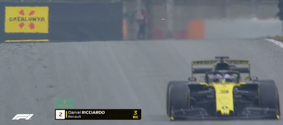 Daniel Ricciardo, antes de perder su alerón trasero Daniel Ricciardo, antes de perder su alerón trasero