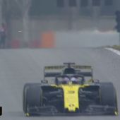 Daniel Ricciardo, antes de perder su alerón trasero