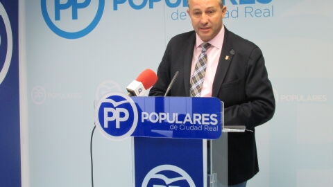 Adri&aacute;n Fern&aacute;ndez, portavoz del PP en la Diputaci&oacute;n