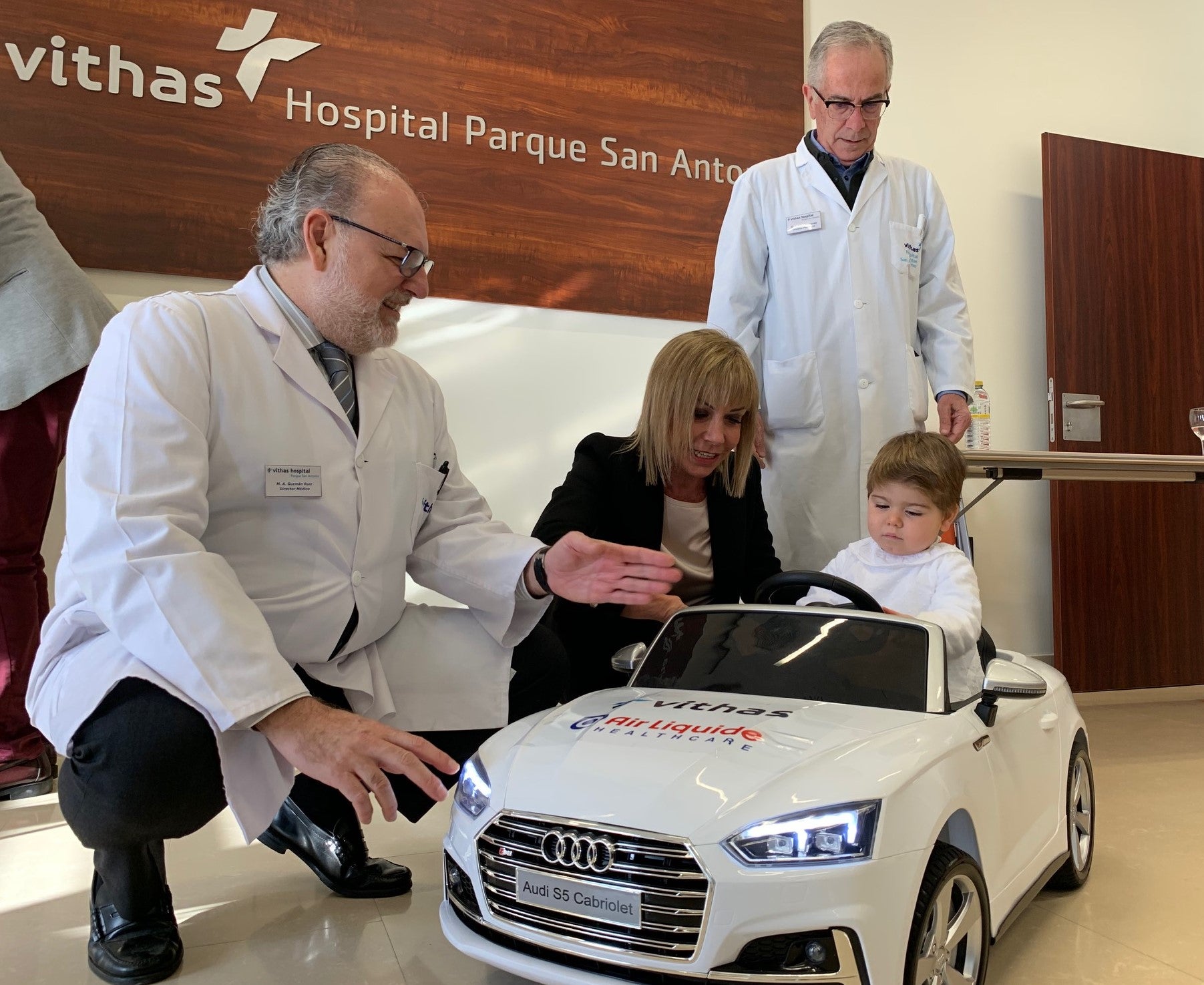 El Hospital Vithas Parque San Antonio pone en marcha una iniciativa para que los niños entren al quirófano sin lágrimas El Hospital Vithas Parque San Antonio pone en marcha una iniciativa para que los niños entren al quirófano sin lágrimas