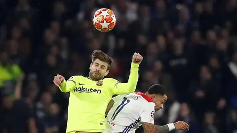 Gerard Piqué, en un encuentro ante el Olympique de Lyon. Gerard Piqué, en un encuentro ante el Olympique de Lyon.