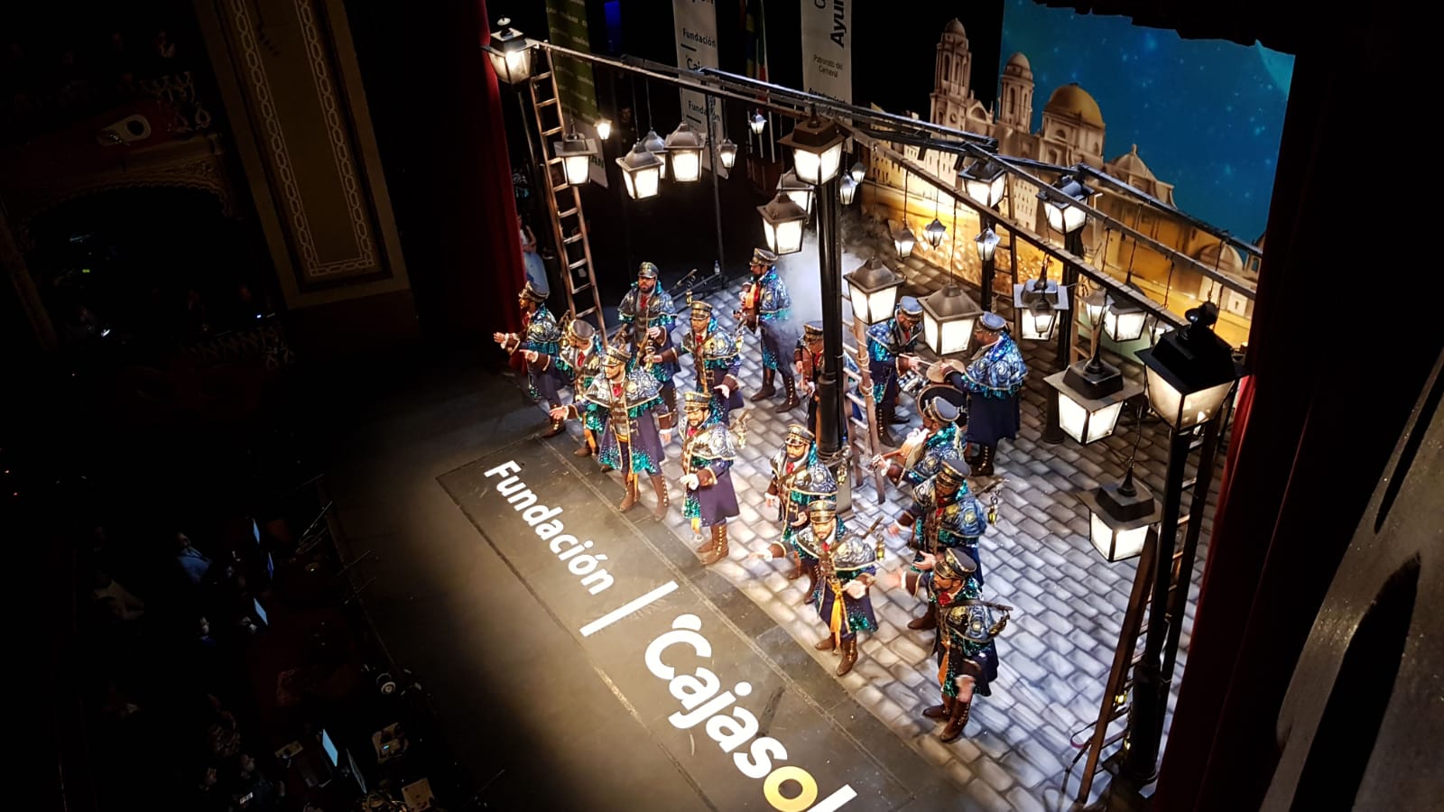 Comparsa 'La luz de Cádiz' Comparsa 'La luz de Cádiz'