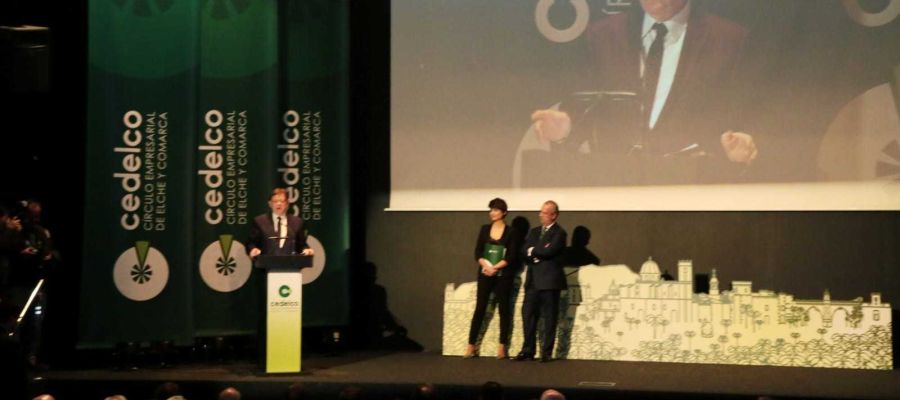 El presidente de la Generalitat en la apertura del acto de Cedelco en Elche El presidente de la Generalitat en la apertura del acto de Cedelco en Elche