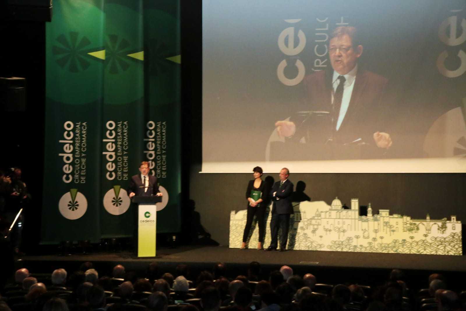 Ximo Puig ensalza “la vitalidad” de la sociedad de Elche y la aportación de sus agentes en el impulso de la economía local y de la Comunitat Ximo Puig ensalza “la vitalidad” de la sociedad de Elche y la aportación de sus agentes en el impulso de la economía local y de la Comunitat