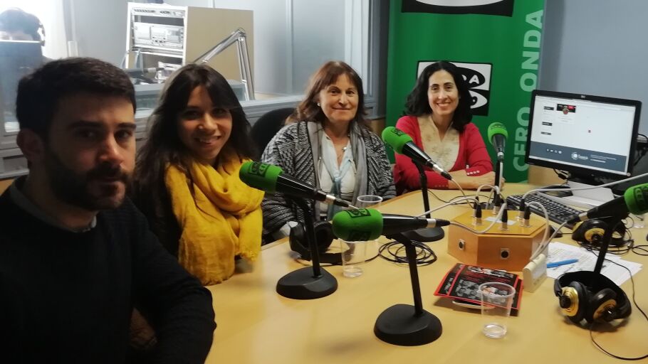Estudiantes y profesores de la Universidad de Alcal&aacute; en Onda Cero Alcal&aacute;