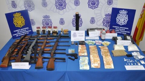 Material incautado por la Polic&iacute;a Nacional