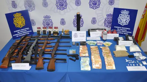 Material incautado por la Policía Nacional Material incautado por la Policía Nacional
