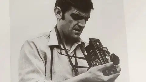 Baldomero Perdigón Puebla Fotografía efectuada por su hijo incluida en "Alcalá Blanco y Negro 1960-1970"