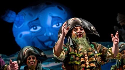 Chirigota La maldici&oacute;n de la lapa negra