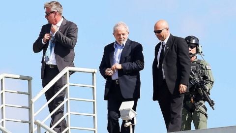 Lula da Silva regresa a prisi&oacute;n tras participar en el funeral de uno de sus nietos