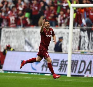 David Villa celebra un gol con el Vissel Kobe David Villa celebra un gol con el Vissel Kobe