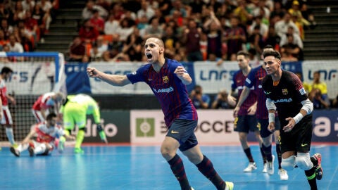 Ferrao celebra un gol