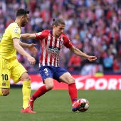 Filipe Luis en un partido contra el Villarreal