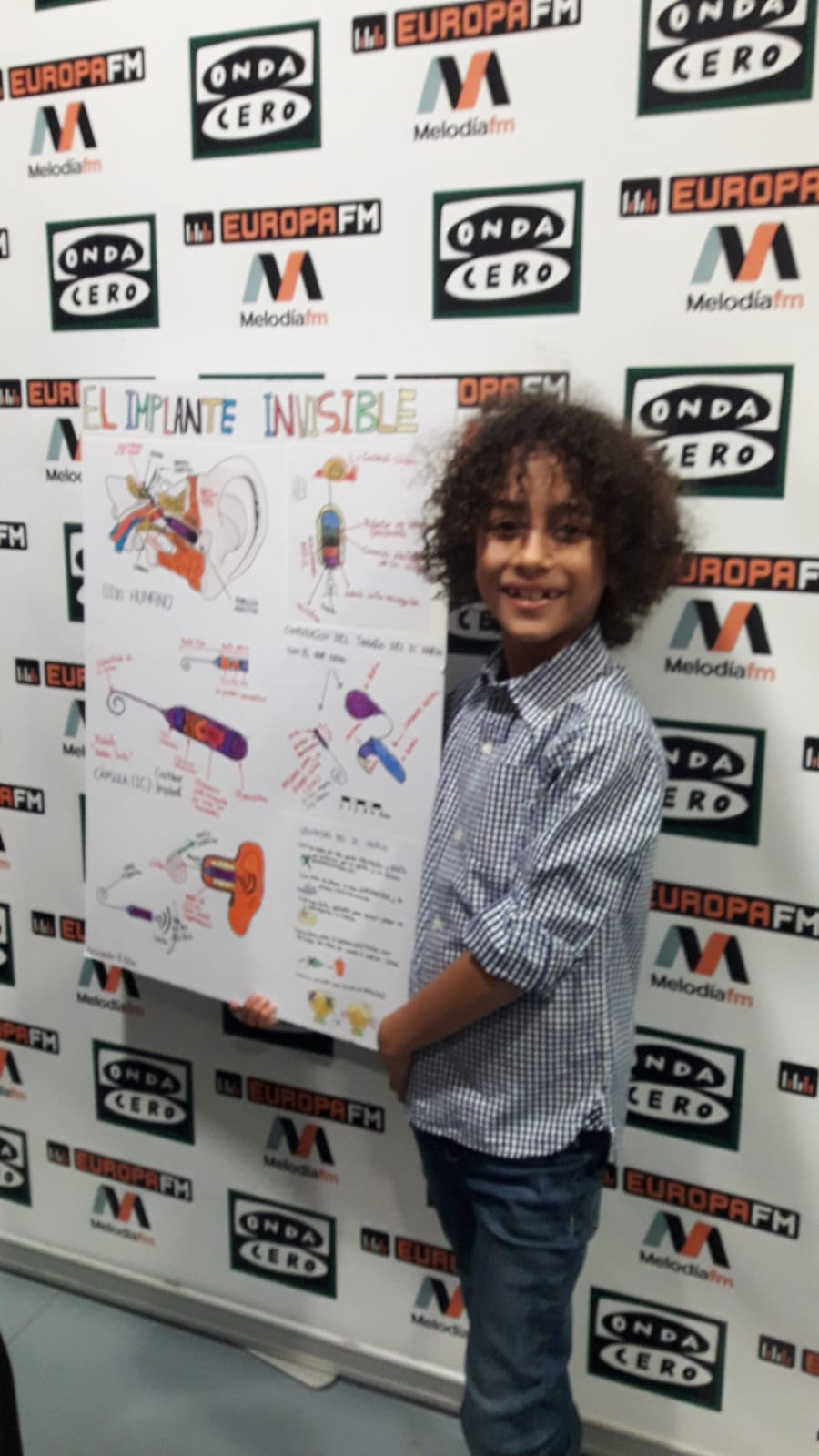 Fernando, el niño vallisoletano que ha reinventado sus implantes auditivos Fernando, el niño vallisoletano que ha reinventado sus implantes auditivos
