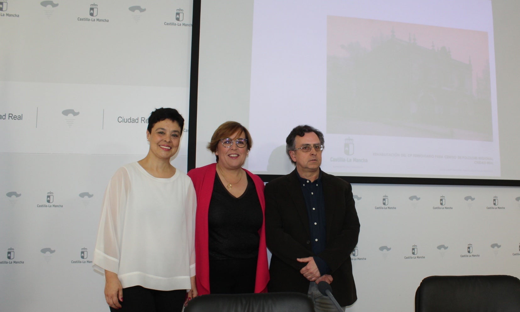 Un Centro Regional de Folclore para "capturar la energía de la tradición popular" Un Centro Regional de Folclore para "capturar la energía de la tradición popular"
