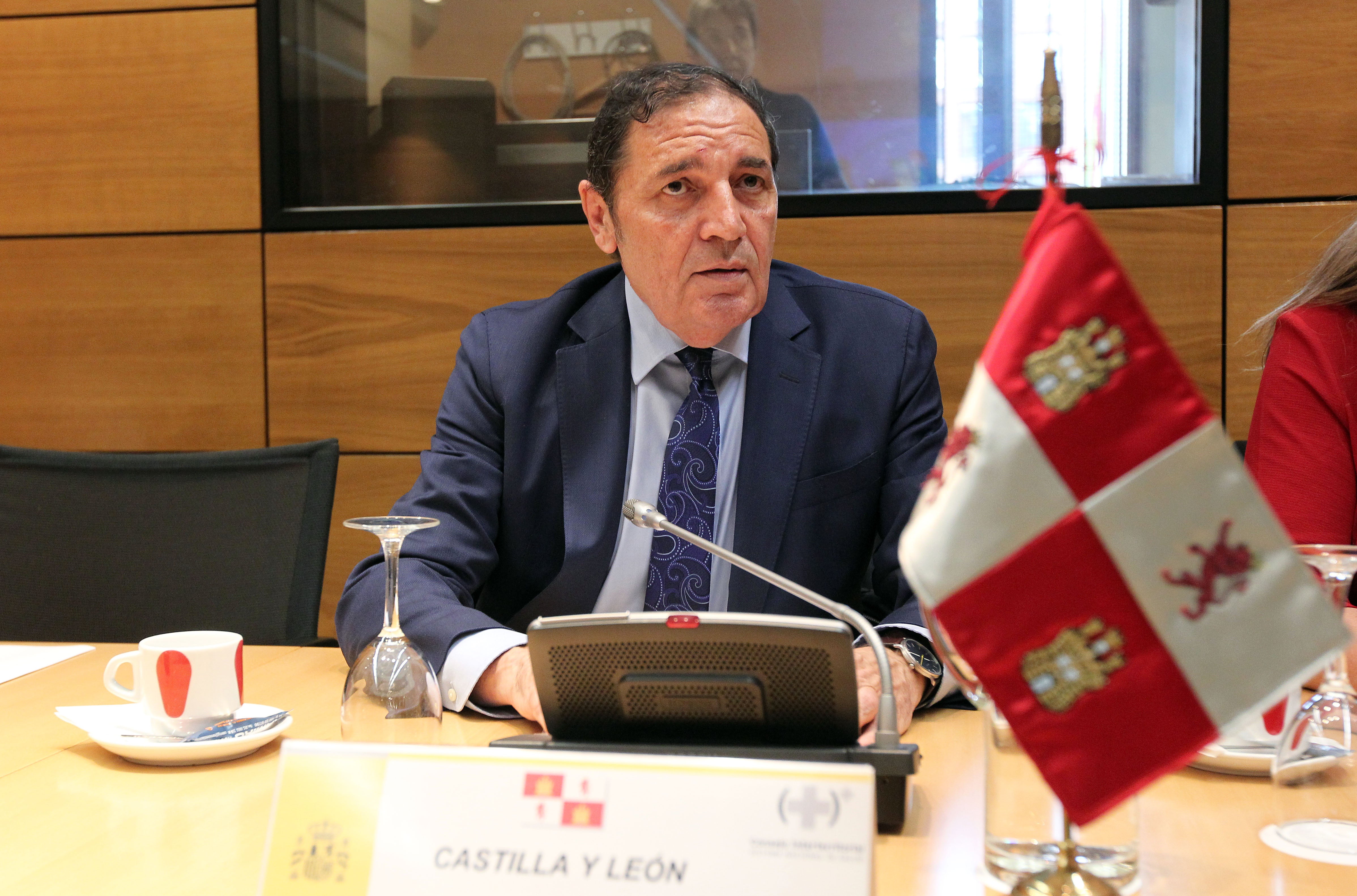 Las CC.AA. intentarán atajar la falta de médicos al margen del Gobierno Las CC.AA. intentarán atajar la falta de médicos al margen del Gobierno