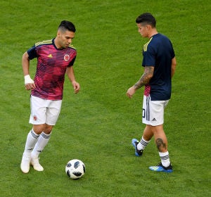 James y Falcao, durante un entrenamiento con Colombia James y Falcao, durante un entrenamiento con Colombia