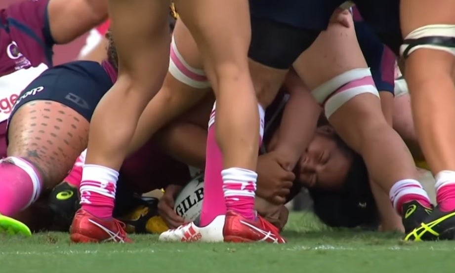 La capitana de la selección femenina de rugby de Australia, suspendida seis meses por morder a una rival durante un partido La capitana de la selección femenina de rugby de Australia, suspendida seis meses por morder a una rival durante un partido