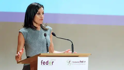 La reina Letizia durante el acto contra las enfermedades raras La reina Letizia durante el acto contra las enfermedades raras