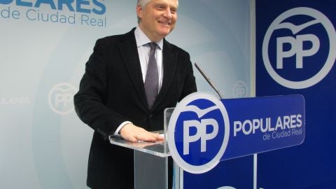 Francisco Ca&ntilde;izares, presidente provincial del PP
