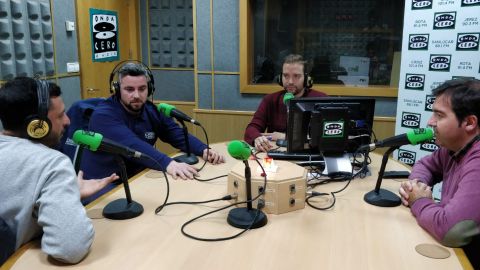 Tertulia 'La Resaca' con Nacho Abreu, Paco Mart&iacute;n y Alfonso Ramallo. Modera Jos&eacute; Antonio Rivas.