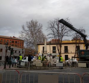 Desmontaje de la fuente de los Cuatro Caños Desmontaje de la fuente de los Cuatro Caños