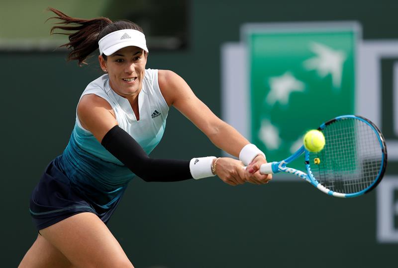 Muguruza avanza con el abandono de Serena Williams en Indian Wells Muguruza avanza con el abandono de Serena Williams en Indian Wells