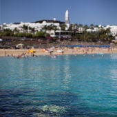 Vista de Playa Blanca en Lanzarote, Canarias.