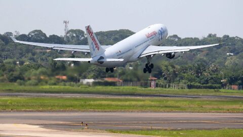 Vista de un avi&oacute;n de Air Europa