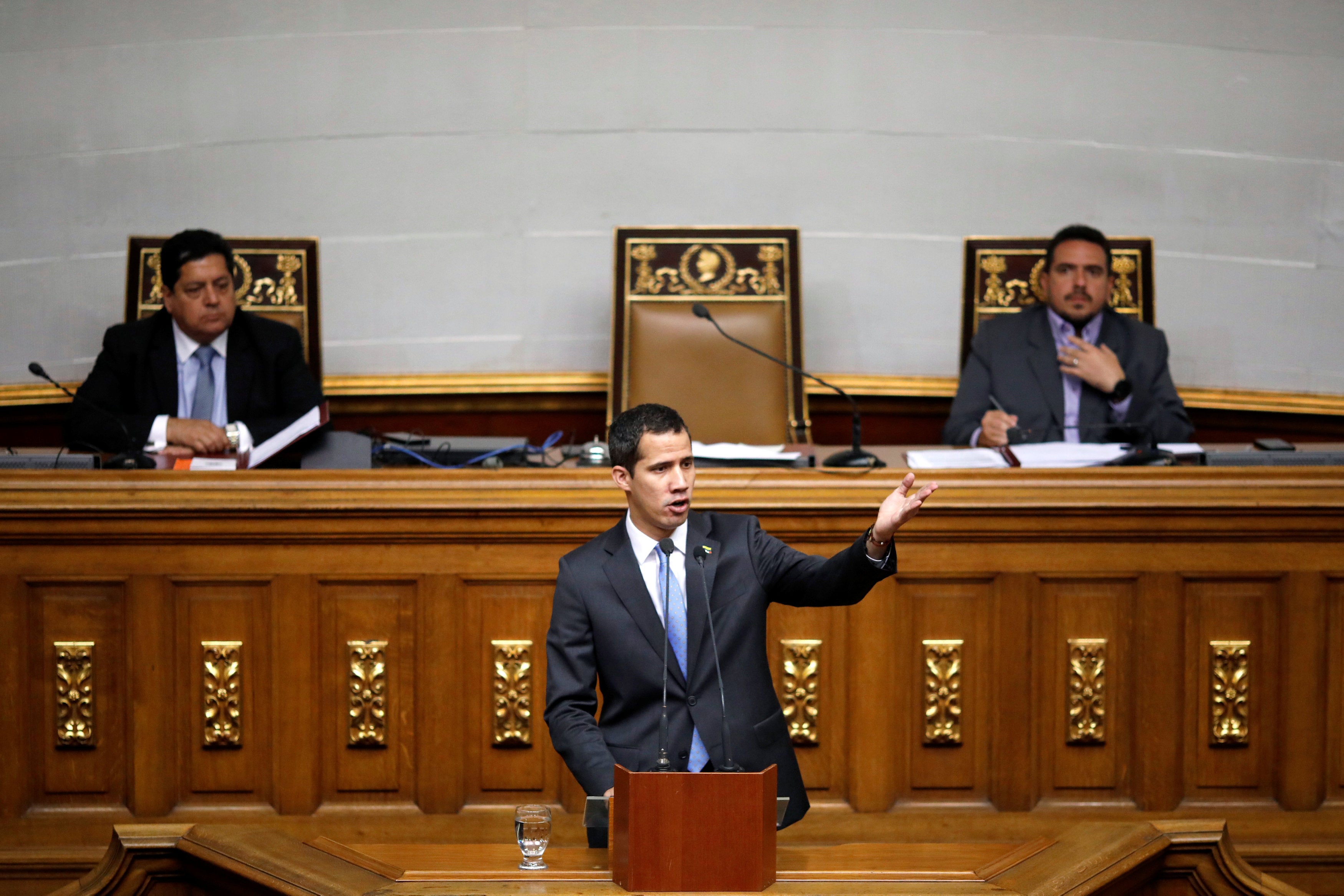 El Supremo venezolano pide el levantamiento de la inmunidad de Juan Guaidó El Supremo venezolano pide el levantamiento de la inmunidad de Juan Guaidó
