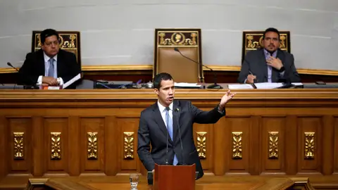 Juan Guaidó en el Parlamento venezolano Juan Guaidó en el Parlamento venezolano