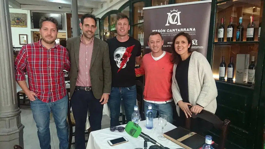 Juan Calatayud, en Onda Deportiva Málaga en el Mesón Cantarrana Juan Calatayud, en Onda Deportiva Málaga en el Mesón Cantarrana
