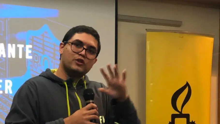 Antena 3 Noticias 1 (12-03-19) El periodista Luis Carlos Díaz, hijo de padres españoles, detenido por el Sebin en Venezuela Antena 3 Noticias 1 (12-03-19) El periodista Luis Carlos Díaz, hijo de padres españoles, detenido por el Sebin en Venezuela