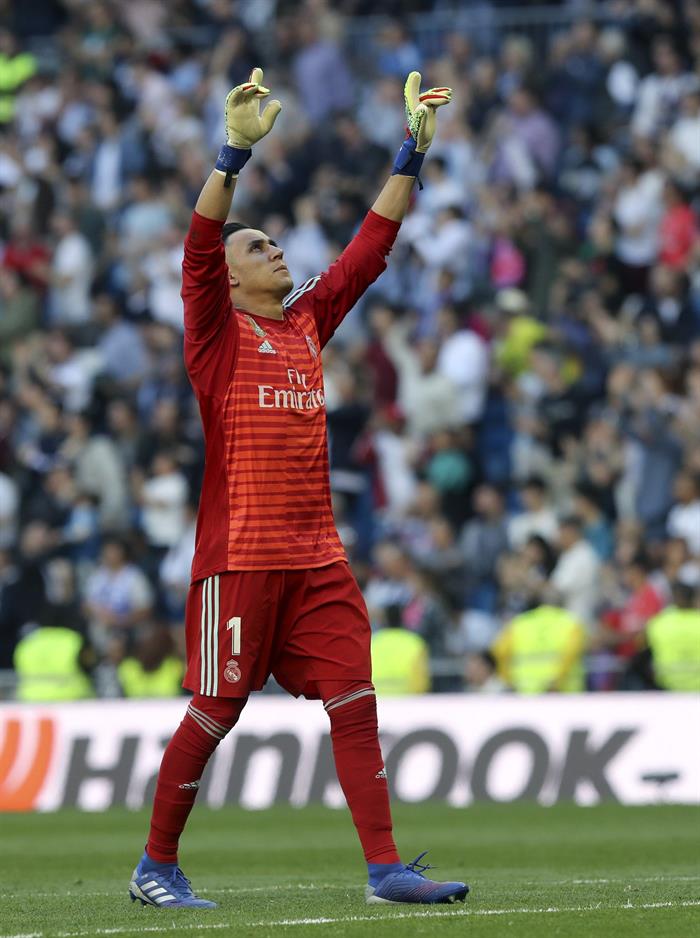 Keylor Navas: "¿Mi futuro? Cuando hable con Zidane y me diga qué quiere de mi, le daré una respuesta” Keylor Navas: "¿Mi futuro? Cuando hable con Zidane y me diga qué quiere de mi, le daré una respuesta”