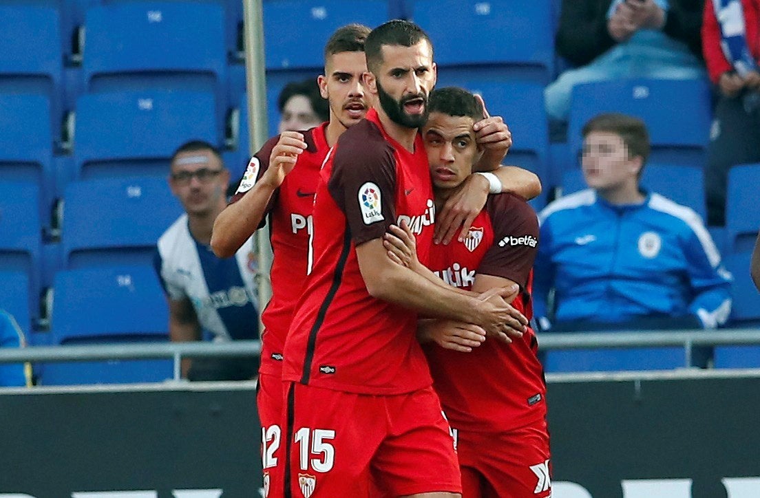 Un gol de Ben Yedder da un respiro al nuevo Sevilla de Caparrós Un gol de Ben Yedder da un respiro al nuevo Sevilla de Caparrós