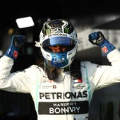 Valtteri Bottas celebra una victoria Valtteri Bottas celebra una victoria