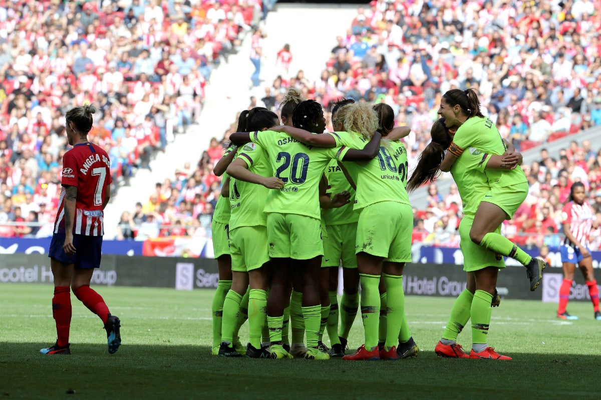 El Barcelona aprieta LaLiga tras ganar al Atlético en un partido de récord mundial en el Metropolitano El Barcelona aprieta LaLiga tras ganar al Atlético en un partido de récord mundial en el Metropolitano