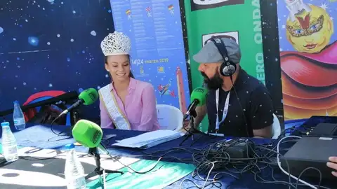 Sergio Miró conversa con la Reina del Carnaval de Maspalomas 2019 Gran Canaria en la Onda desde el Carnaval de Maspalomas