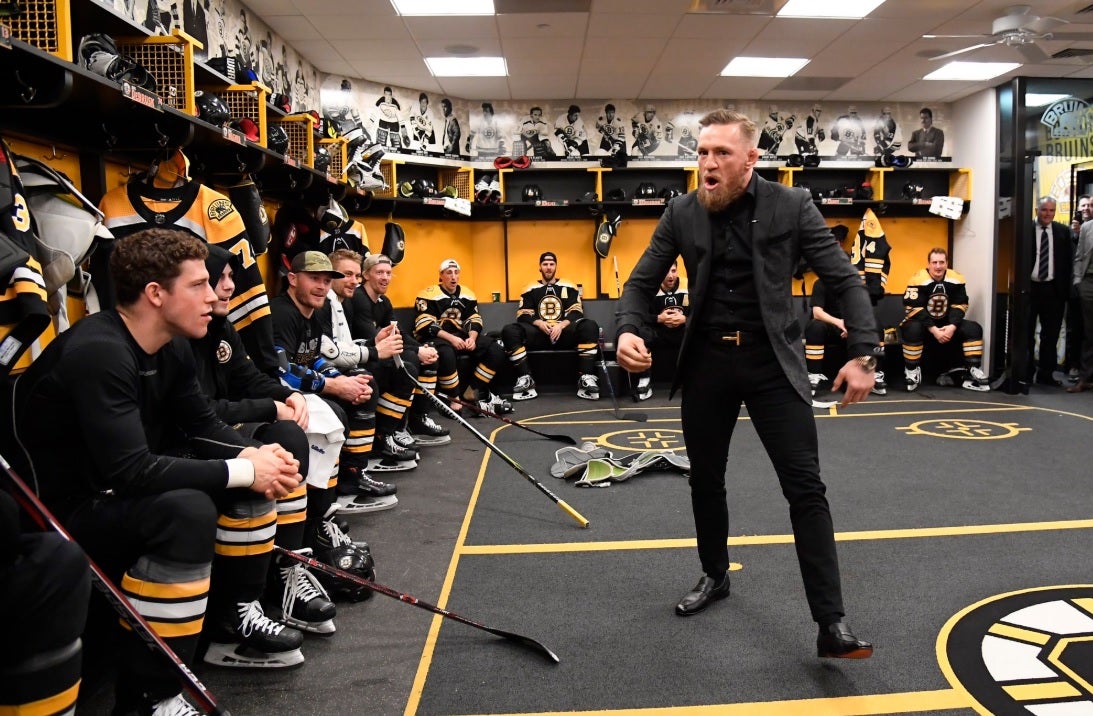 El descontrolado discurso motivacional de McGregor a los Boston Bruins de la NHL El descontrolado discurso motivacional de McGregor a los Boston Bruins de la NHL